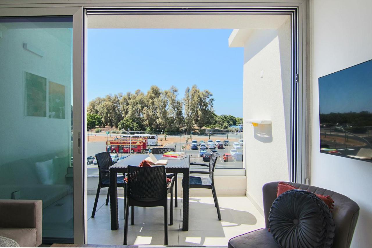 Phaedrus Living - Seaside Executive Flat Harbour 203 Διαμέρισμα Πάφος Εξωτερικό φωτογραφία