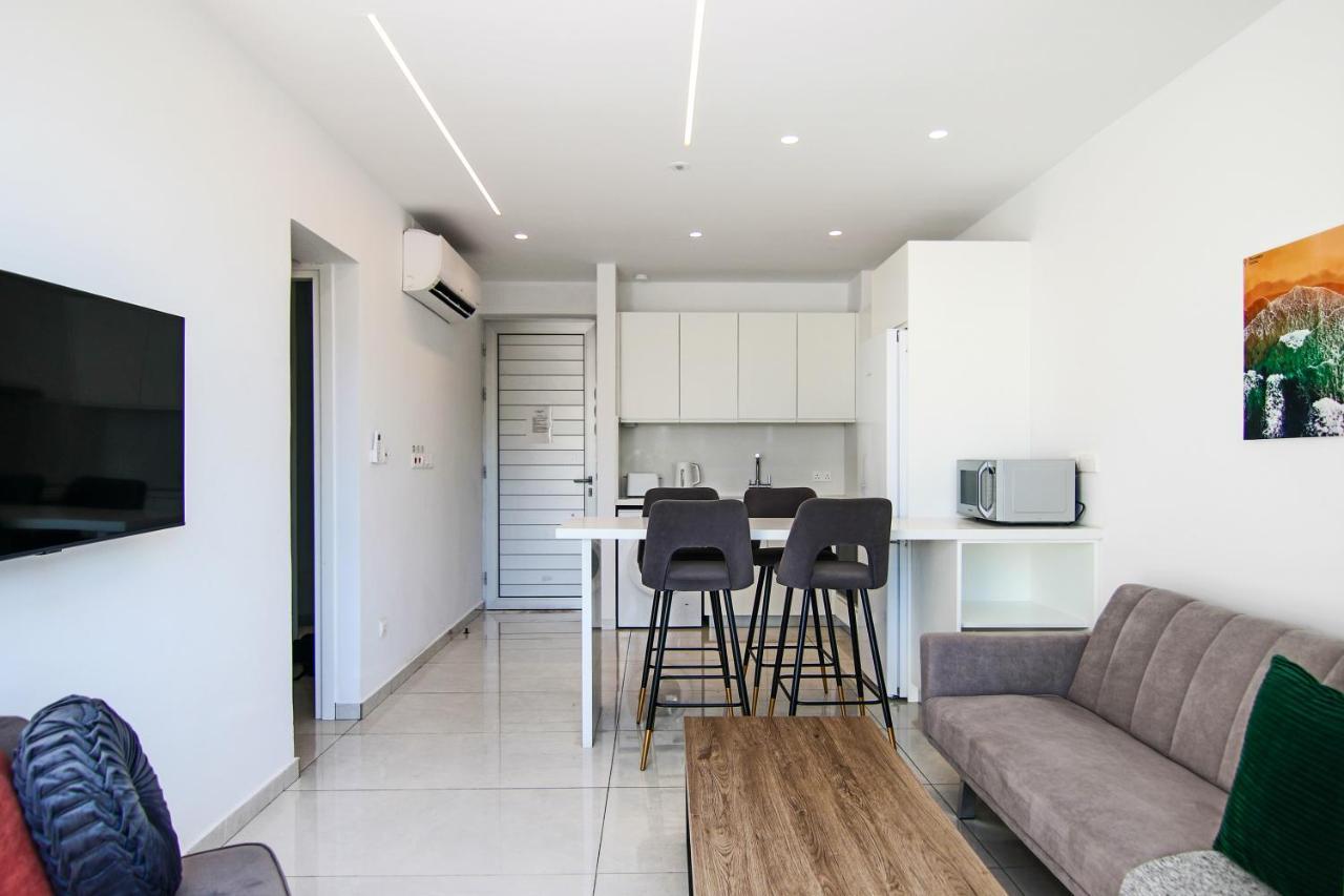 Phaedrus Living - Seaside Executive Flat Harbour 203 Διαμέρισμα Πάφος Εξωτερικό φωτογραφία